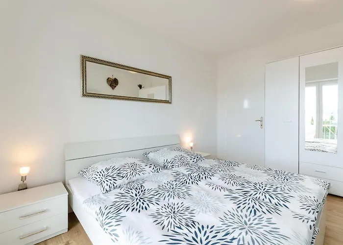 Suncano C * تْسْغيكفانِتْسا